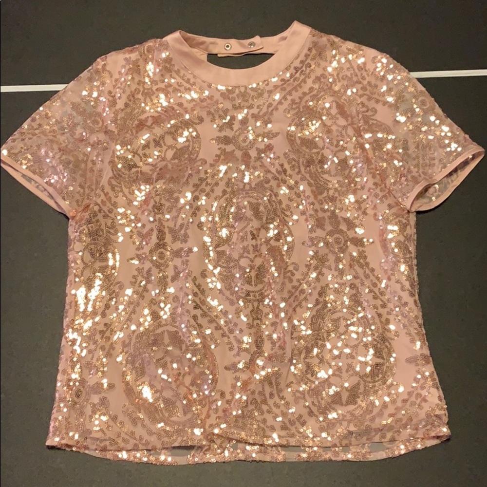 Sequin short sleeve top